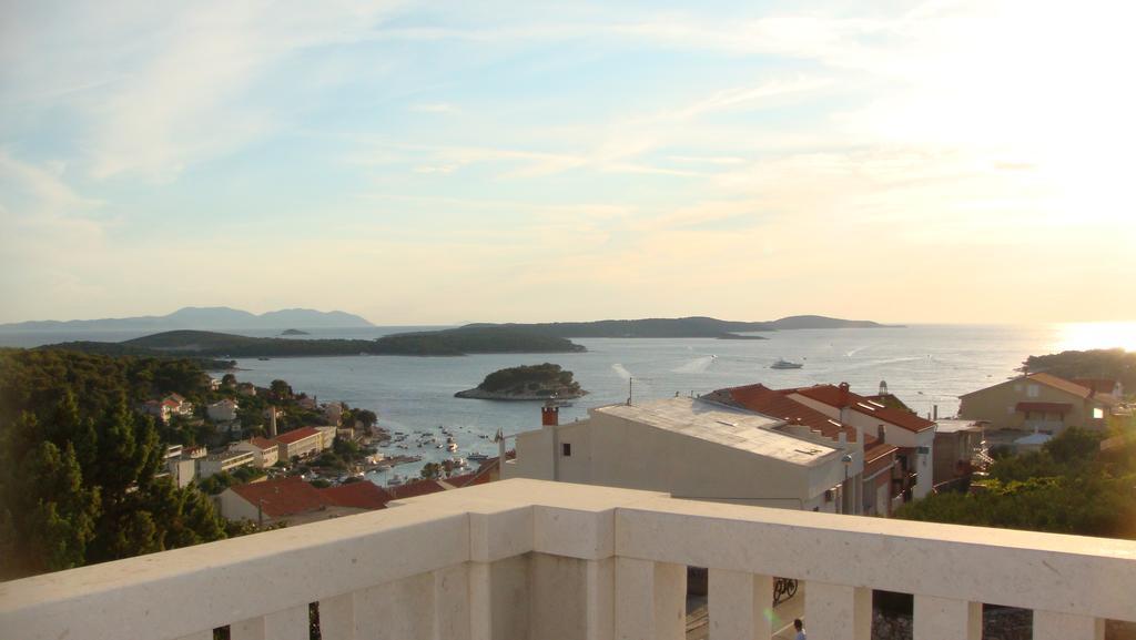 Apartments Topo Hvar Town Luaran gambar